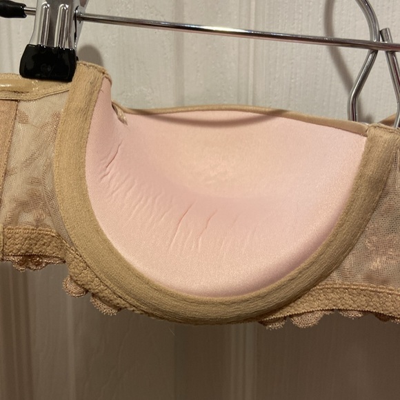 WonderBra Nude Lace Strapless Bra 34B (No Straps) #1 - Picture 11 of 14